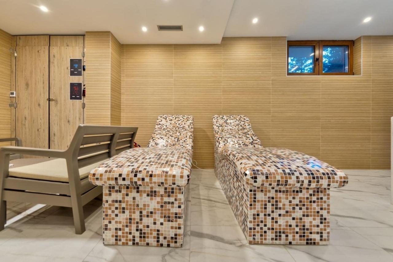 Luxury And Apartment *